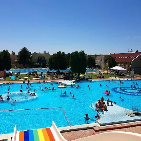 Apartmanhotel Hét Vezér Komárom