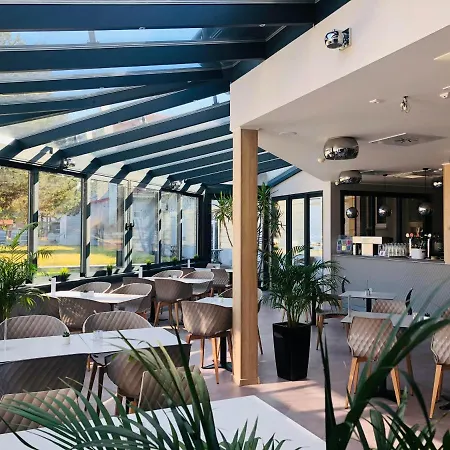 Hét Vezér Apartmanhotel