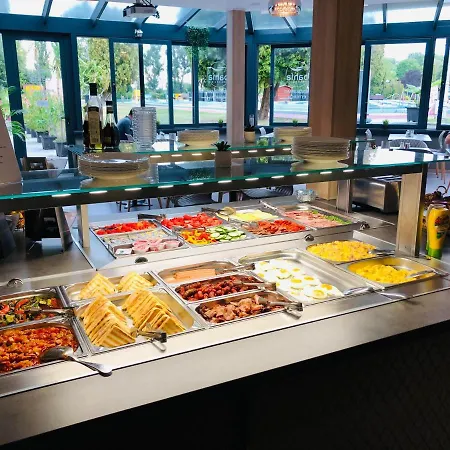 Hét Vezér Apartahotel Komárom