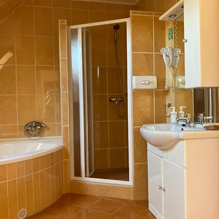 Hotel de apartamente Het Vezer 3*