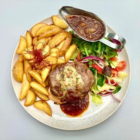 Hét Vezér Apartmanhotel Komárom