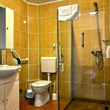 Hét Vezér Apartahotel 3*