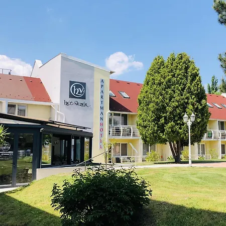Apartahotel Hét Vezér 3*